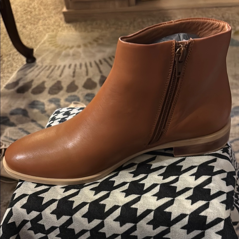 Stylish Tan Ankle Boots